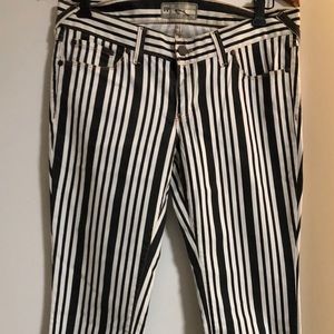 Free People like New funky striped skinny jean
